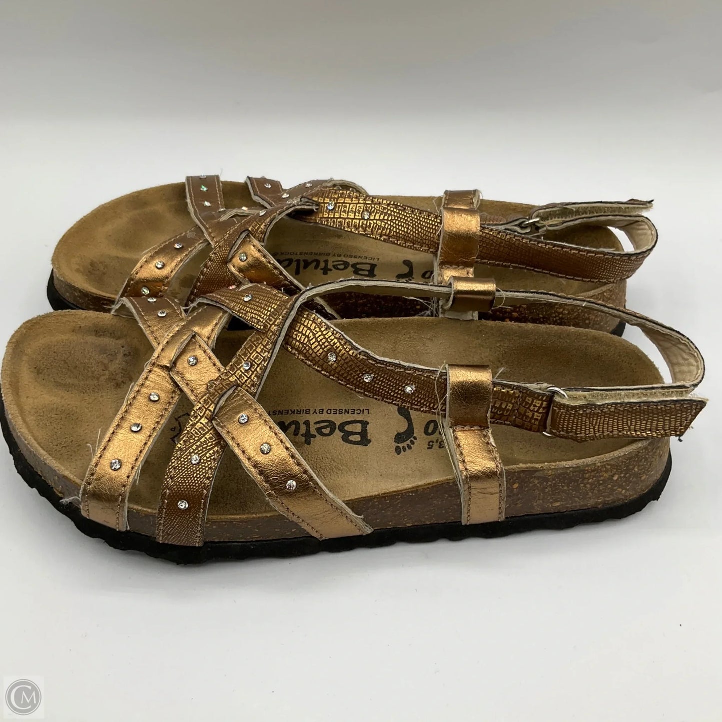 Sandals Flats By Clothes Mentor In Bronze, Size: 6