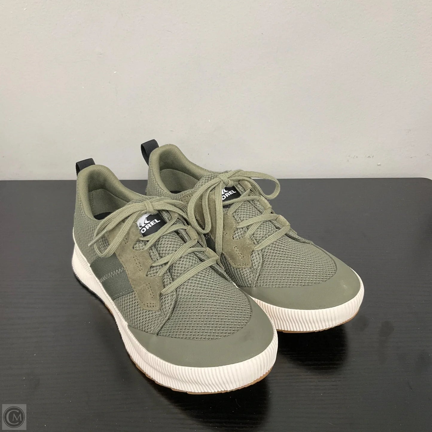 Shoes Sneakers By Sorel In Green, Size: 8