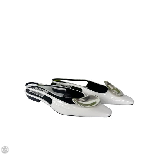 Shoes Designer By Tory Burch In Silver & White, Size: 7.5