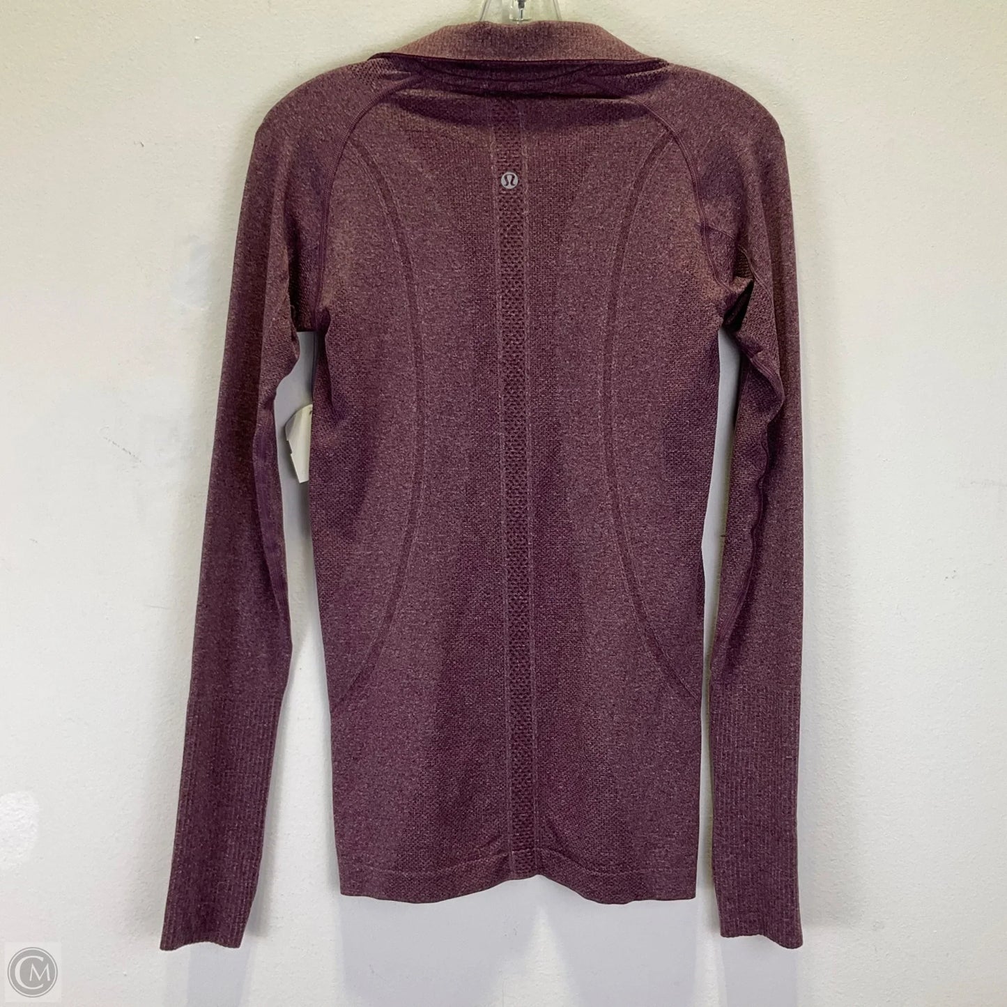Athletic Top Long Sleeve Collar By Lululemon In Purple, Size: 6