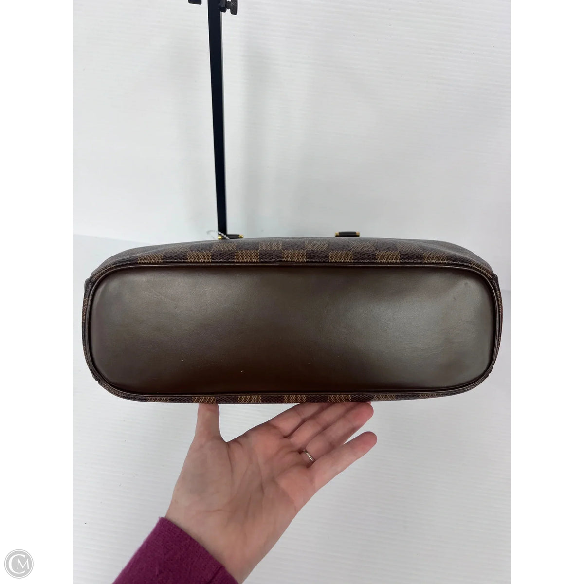 Handbag Luxury Designer By Louis Vuitton, Size: Large