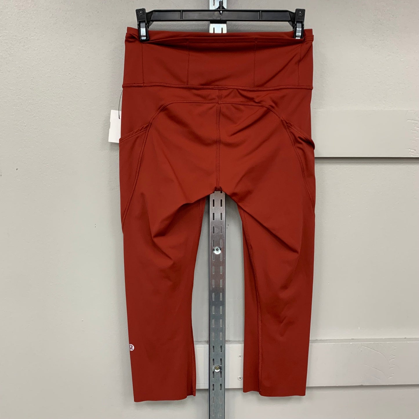 Athletic Leggings Capris By Lululemon In Red, Size: 6