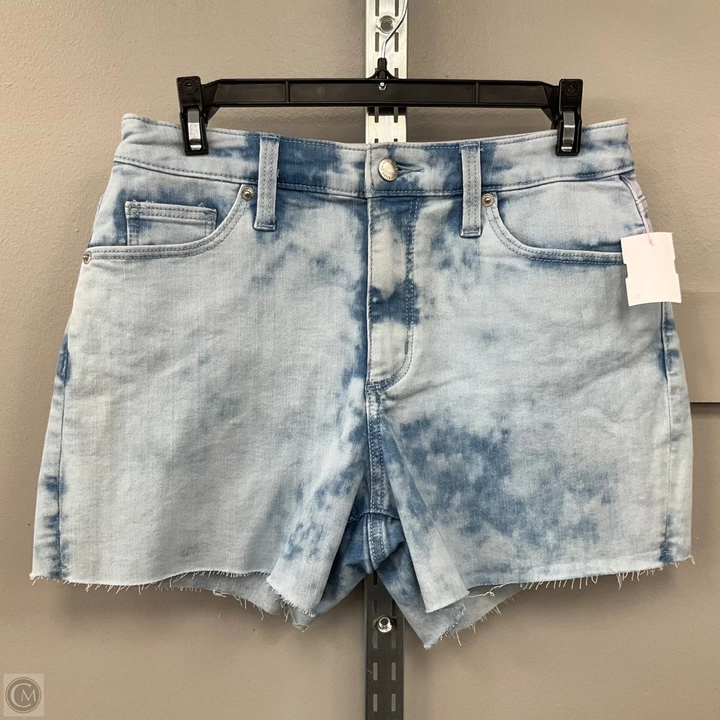 Shorts By Universal Thread In Blue Denim, Size: 6