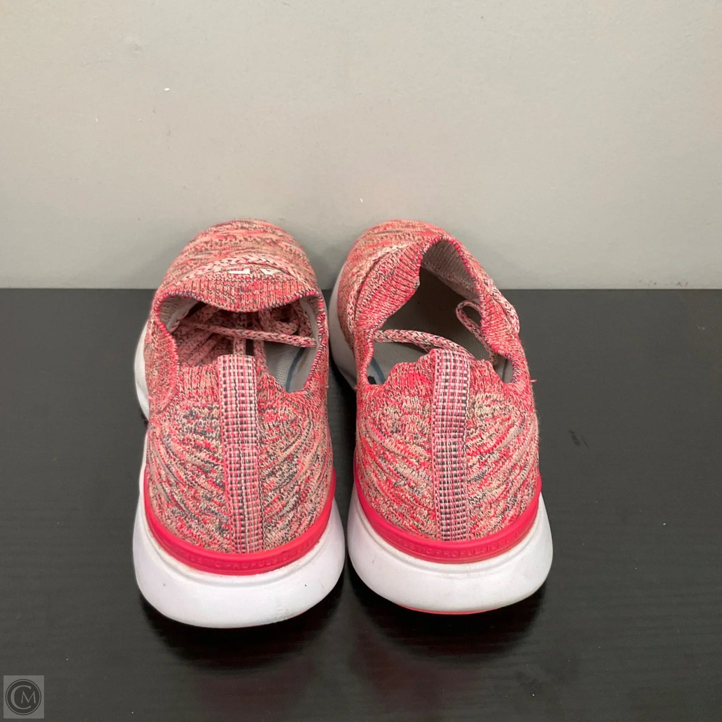 Shoes Athletic By APL In Pink, Size: 7.5