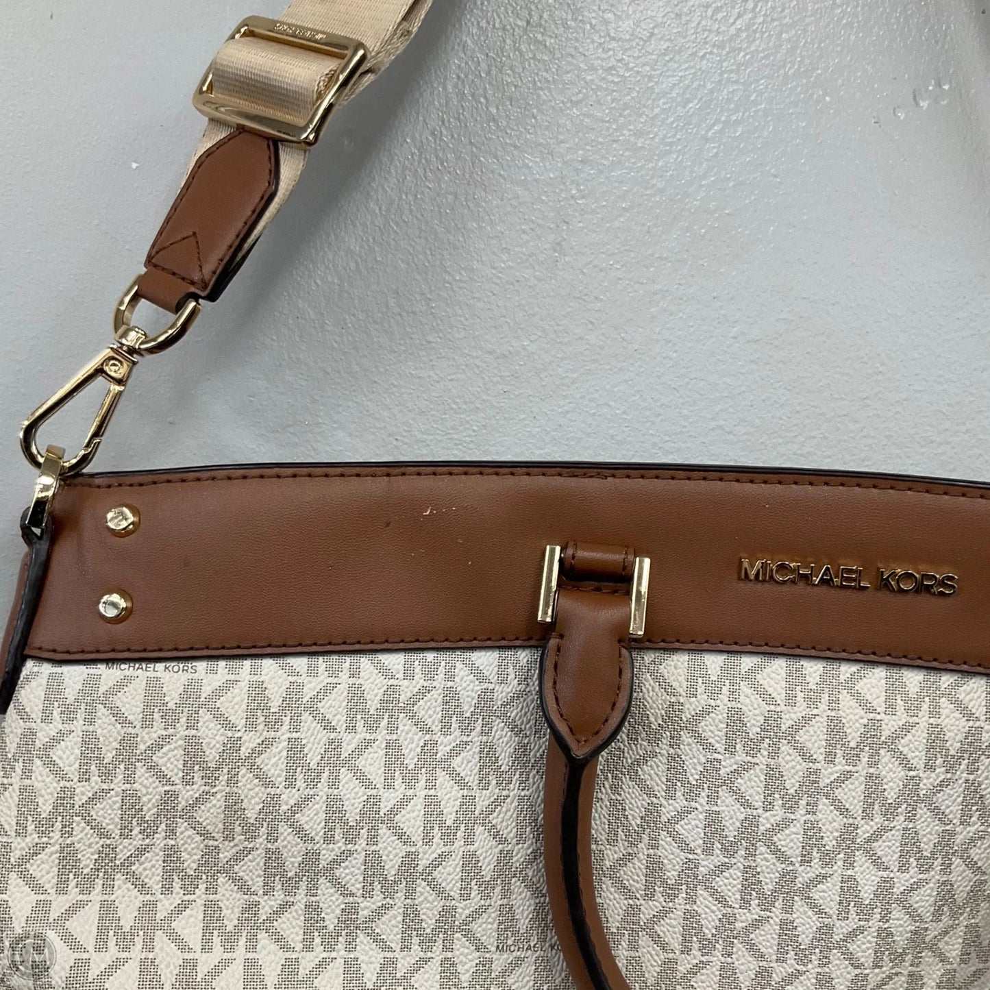 Handbag Designer By Michael Kors, Size: Large