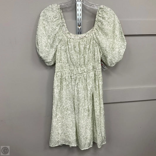 Dress Casual Short By By The River In Green, Size: L