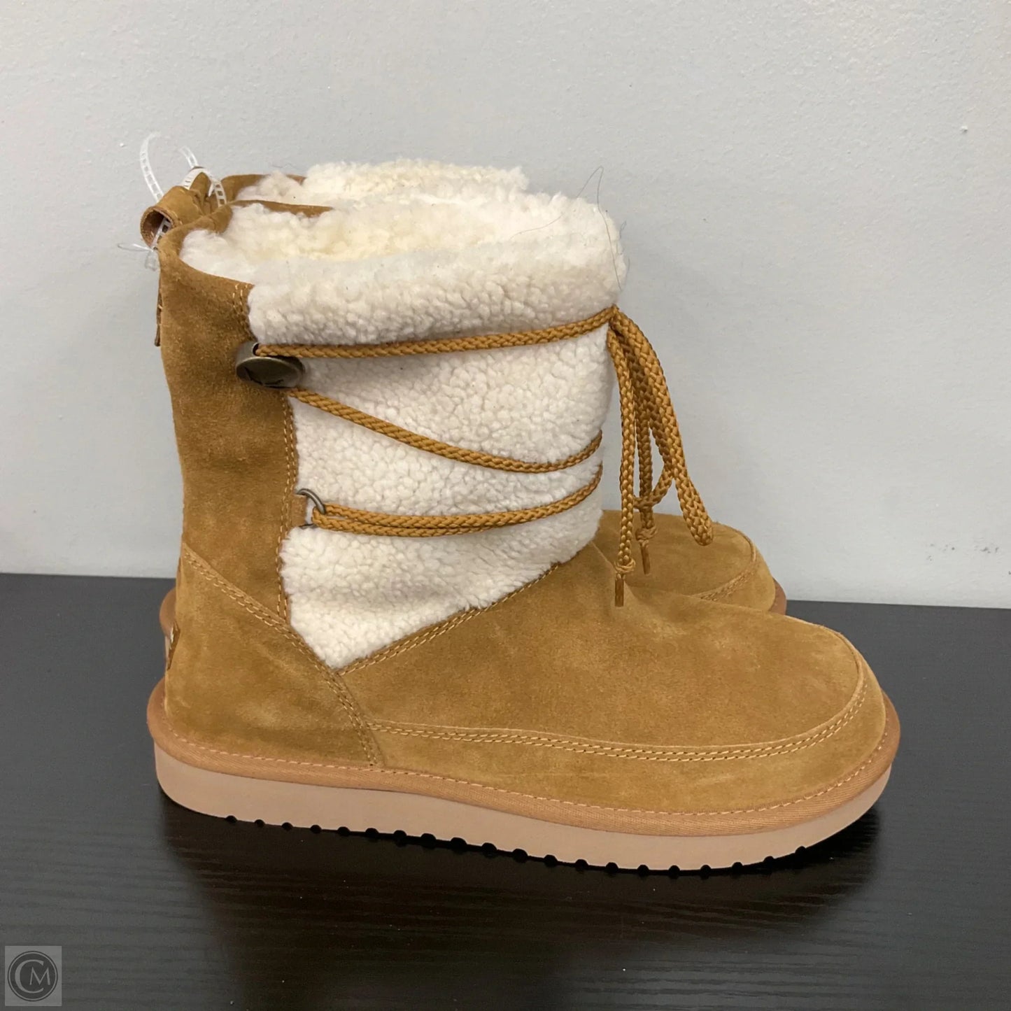 Boots Snow By Ugg In Brown, Size: 9