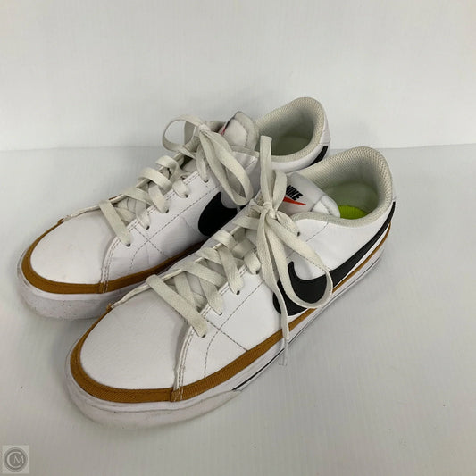 Shoes Sneakers By Nike In White, Size: 8.5