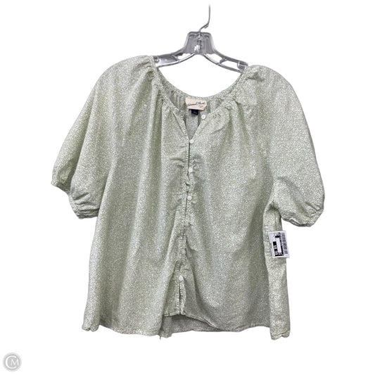 Top Short Sleeve By Universal Thread In Green, Size: L