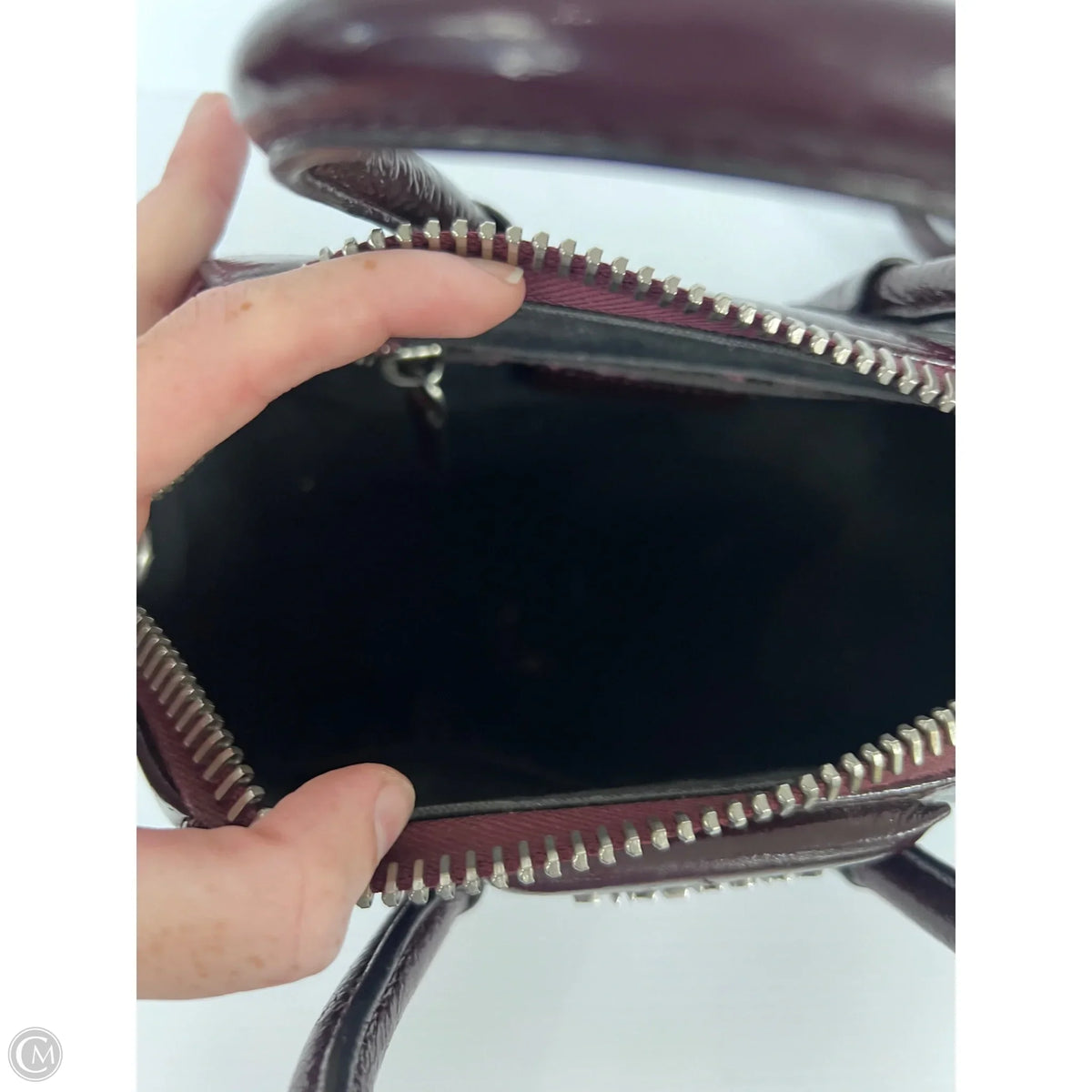 Crossbody Luxury Designer By Givenchy, Size: Medium