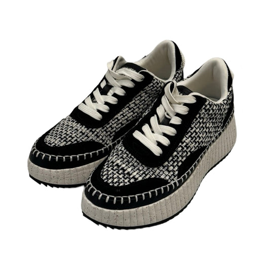 Black & White Shoes Sneakers Universal Thread, Size 7