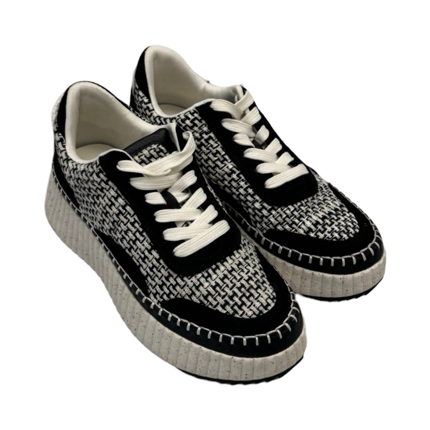 Black & White Shoes Sneakers Universal Thread, Size 7