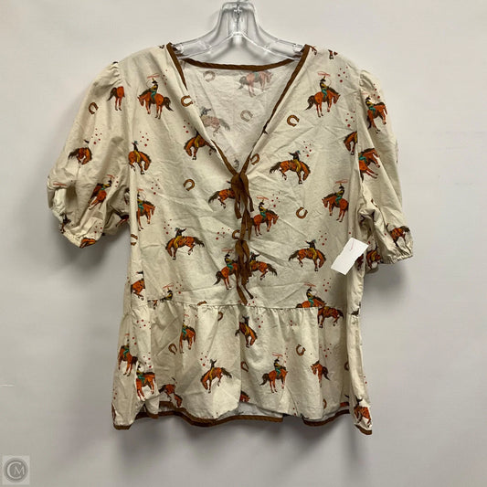 Top Short Sleeve By Cmf In Animal Print, Size: L