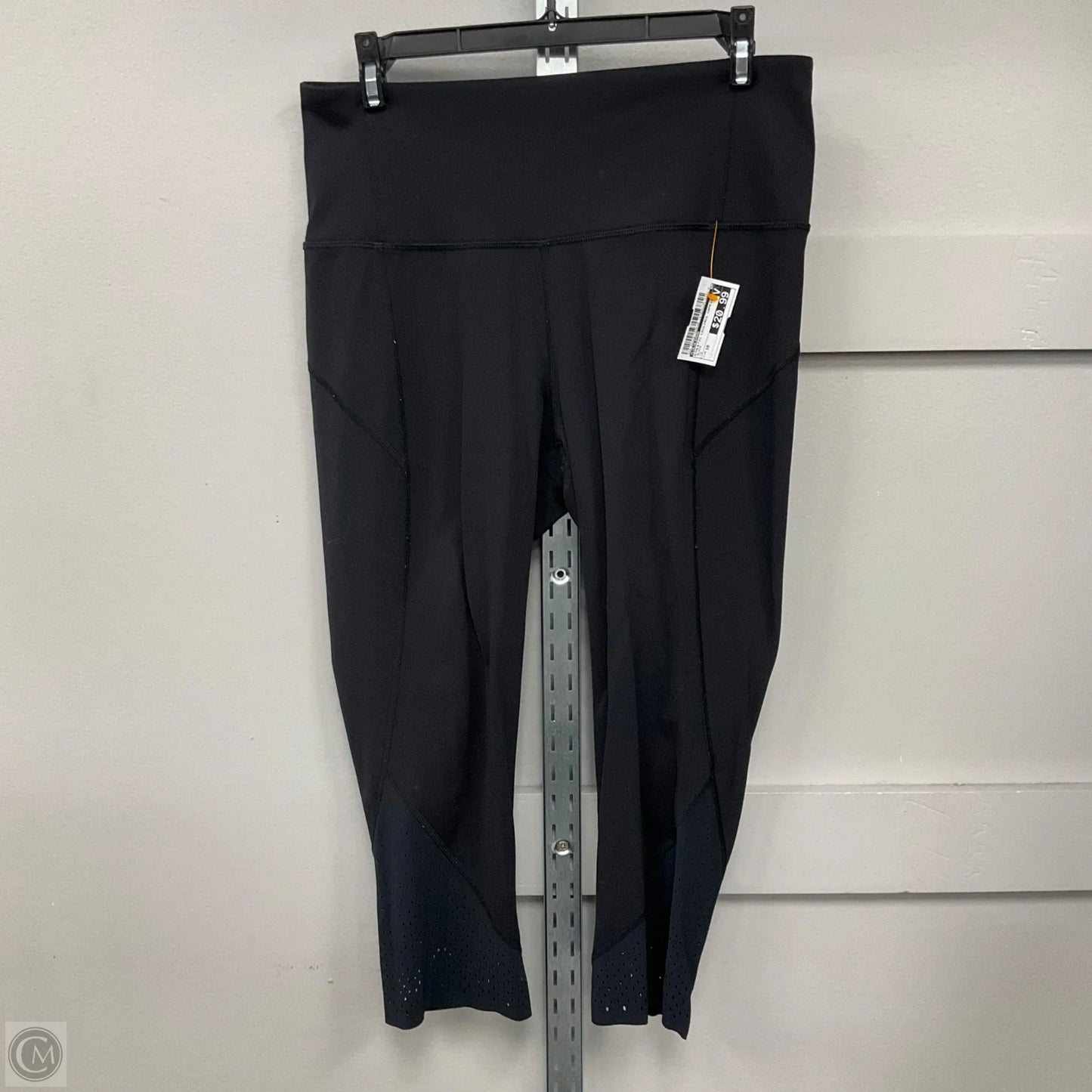 Athletic Leggings Capris By Lululemon In Black, Size: 10