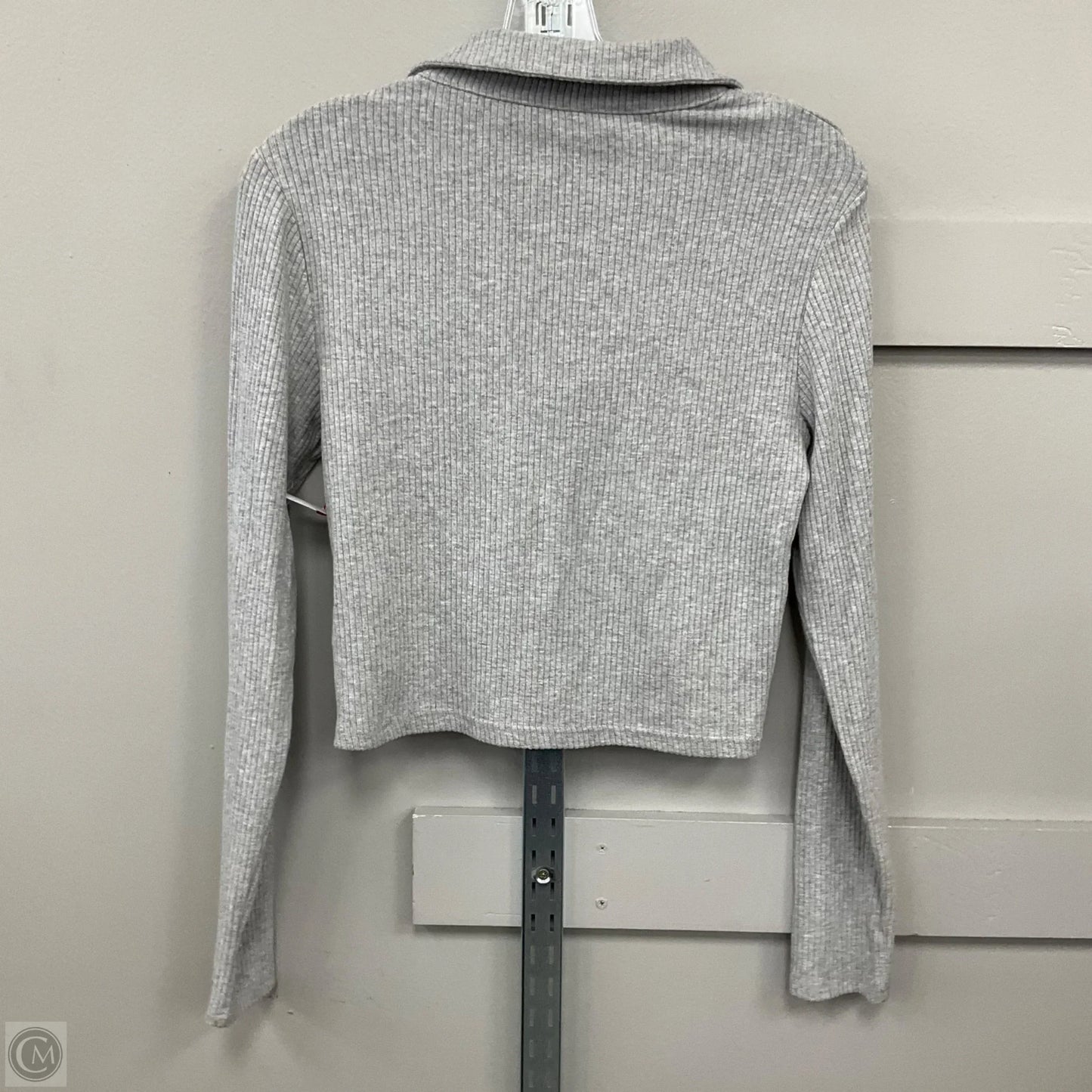 Top Long Sleeve By Altard State In Grey, Size: L