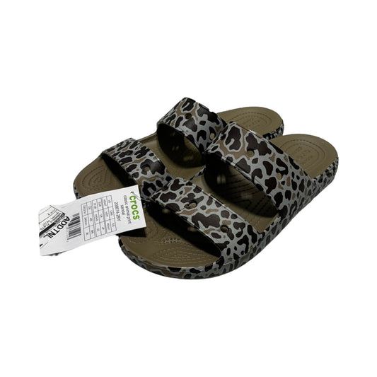 Animal Print Sandals Flats Crocs, Size 7