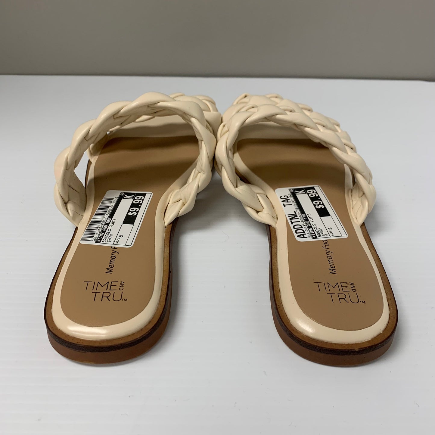 Sandals Flats By Time And Tru In Cream, Size: 8