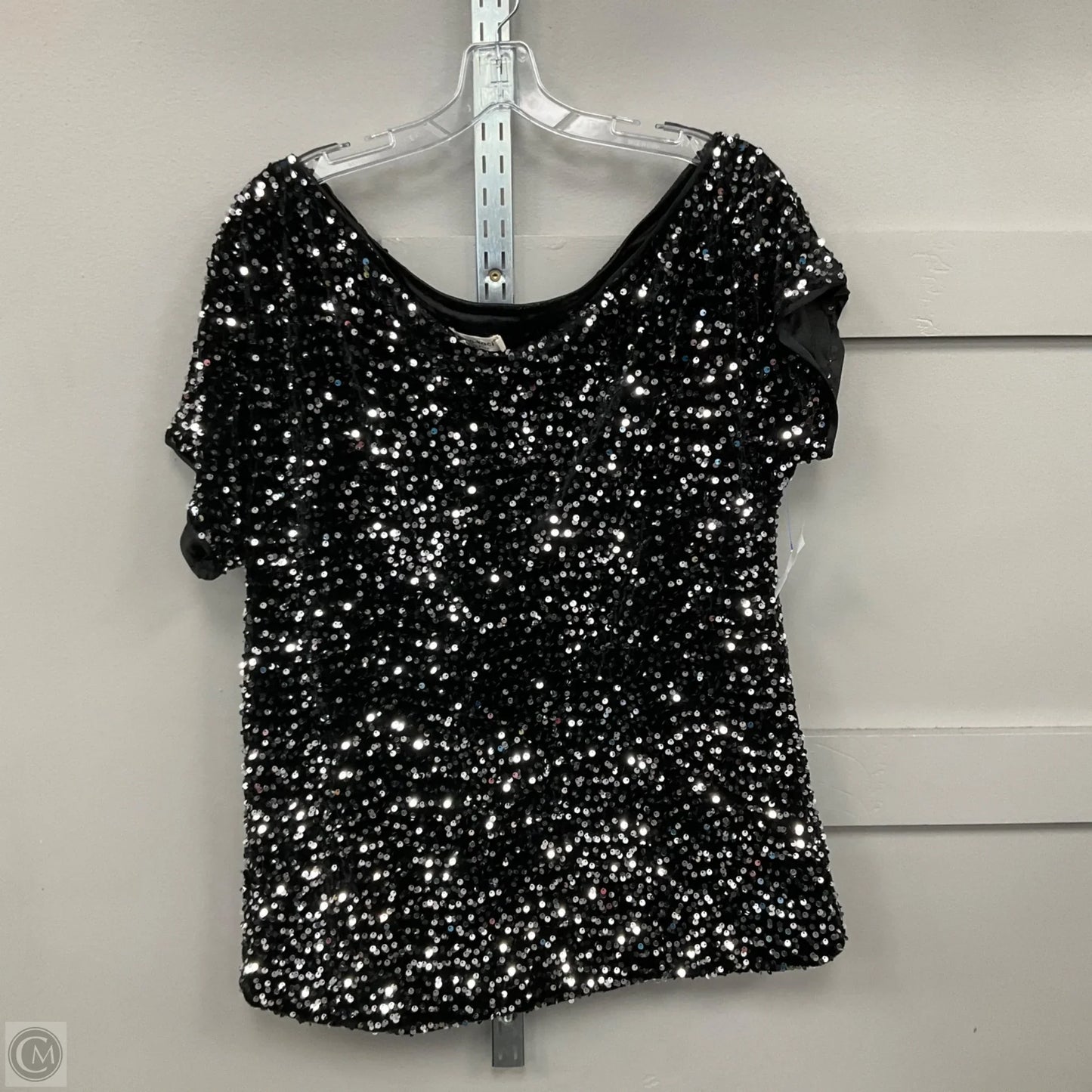 Top Short Sleeve By Clothes Mentor In Black & Silver, Size: Xxl