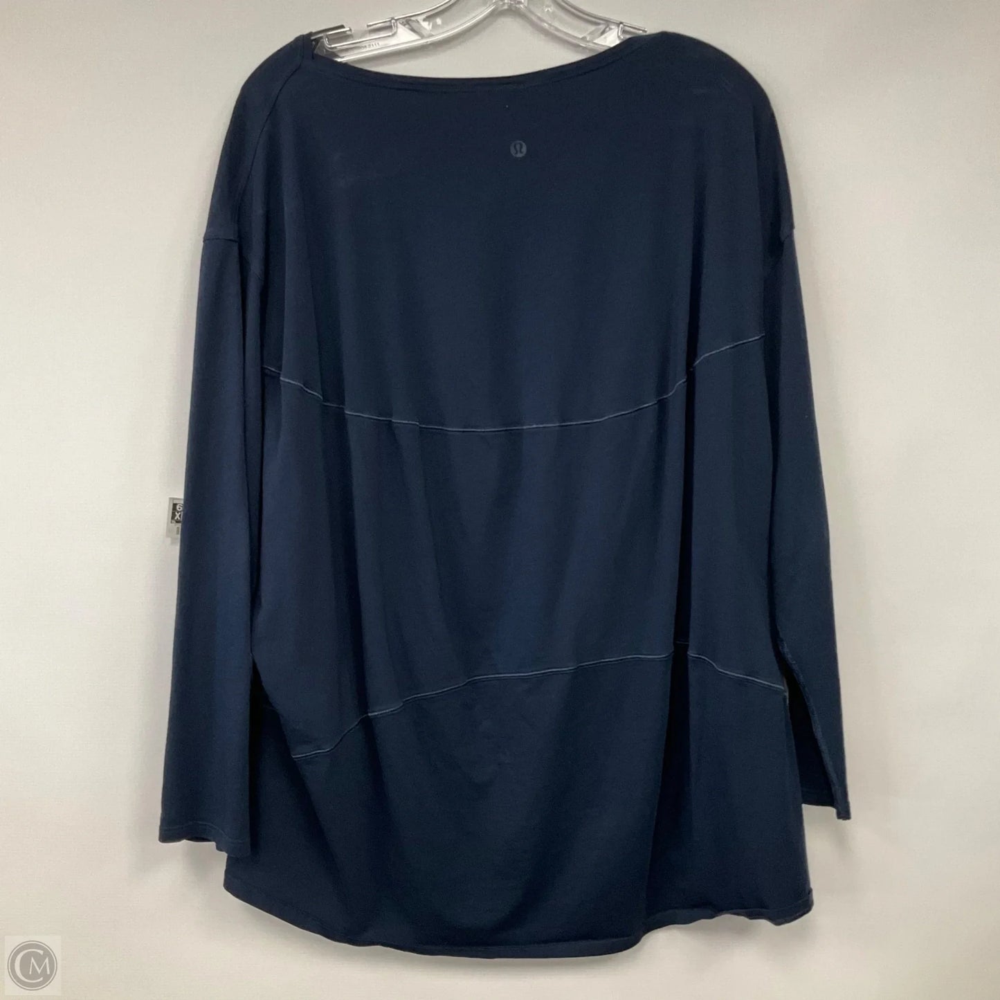 Top Long Sleeve By Lululemon In Navy, Size: 14