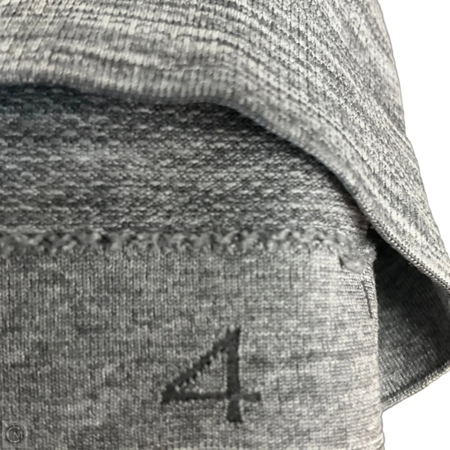Athletic Top Long Sleeve Crewneck By Lululemon In Grey, Size: 4