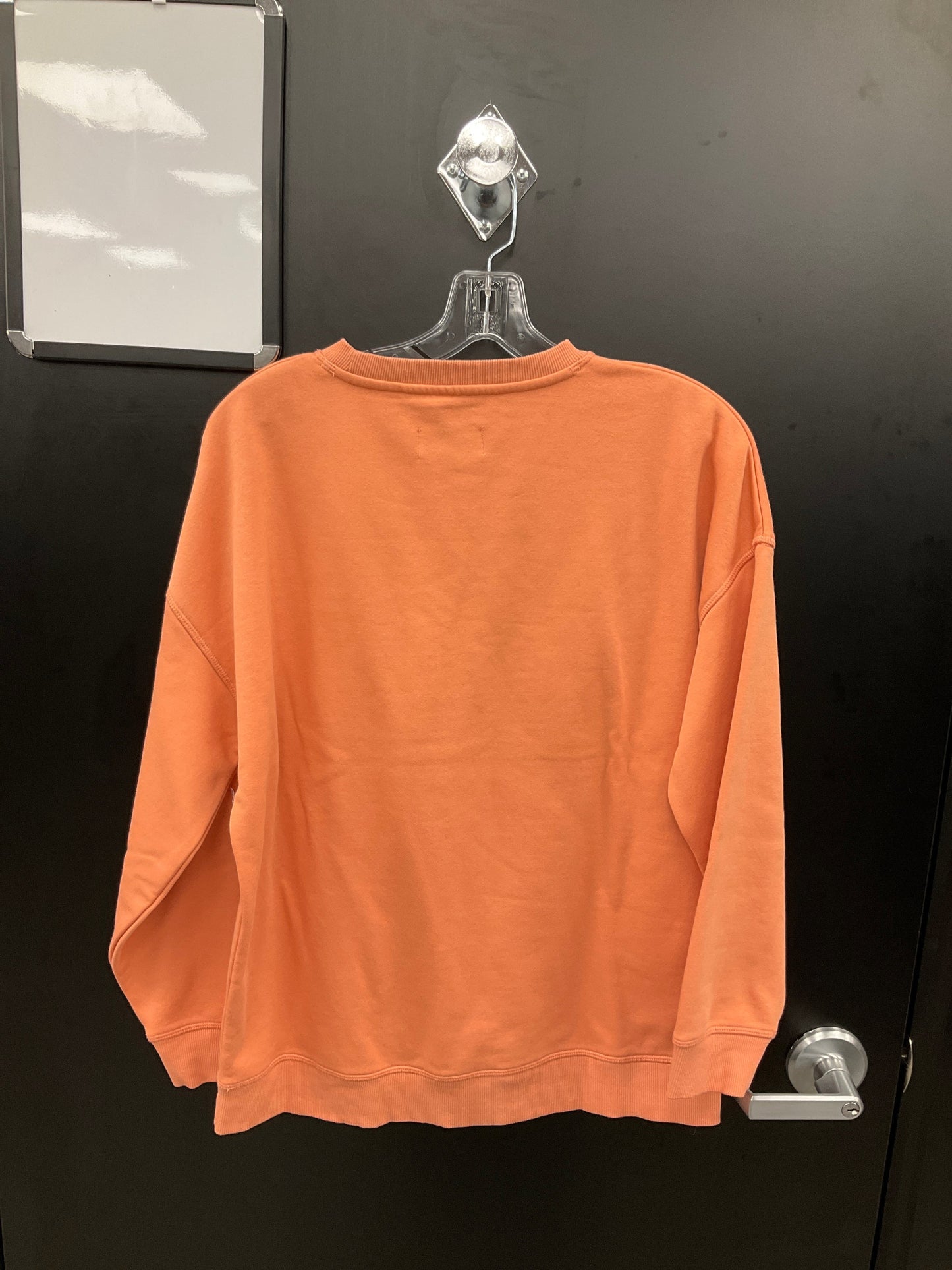 Sweatshirt Crewneck By Clothes Mentor In Coral, Size: M