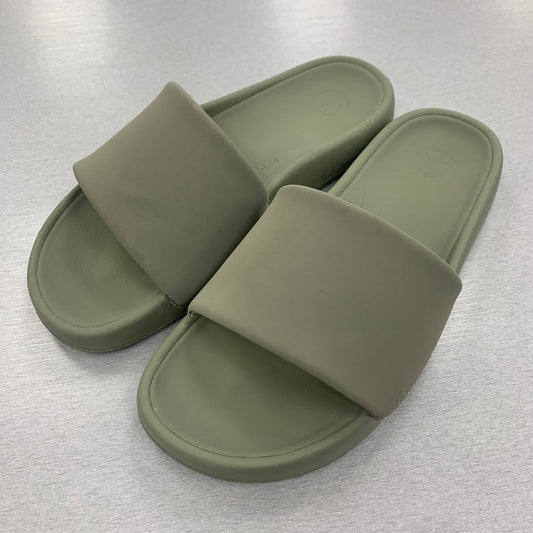 Olive Green Sandals Flip Flops Lululemon, Size 6