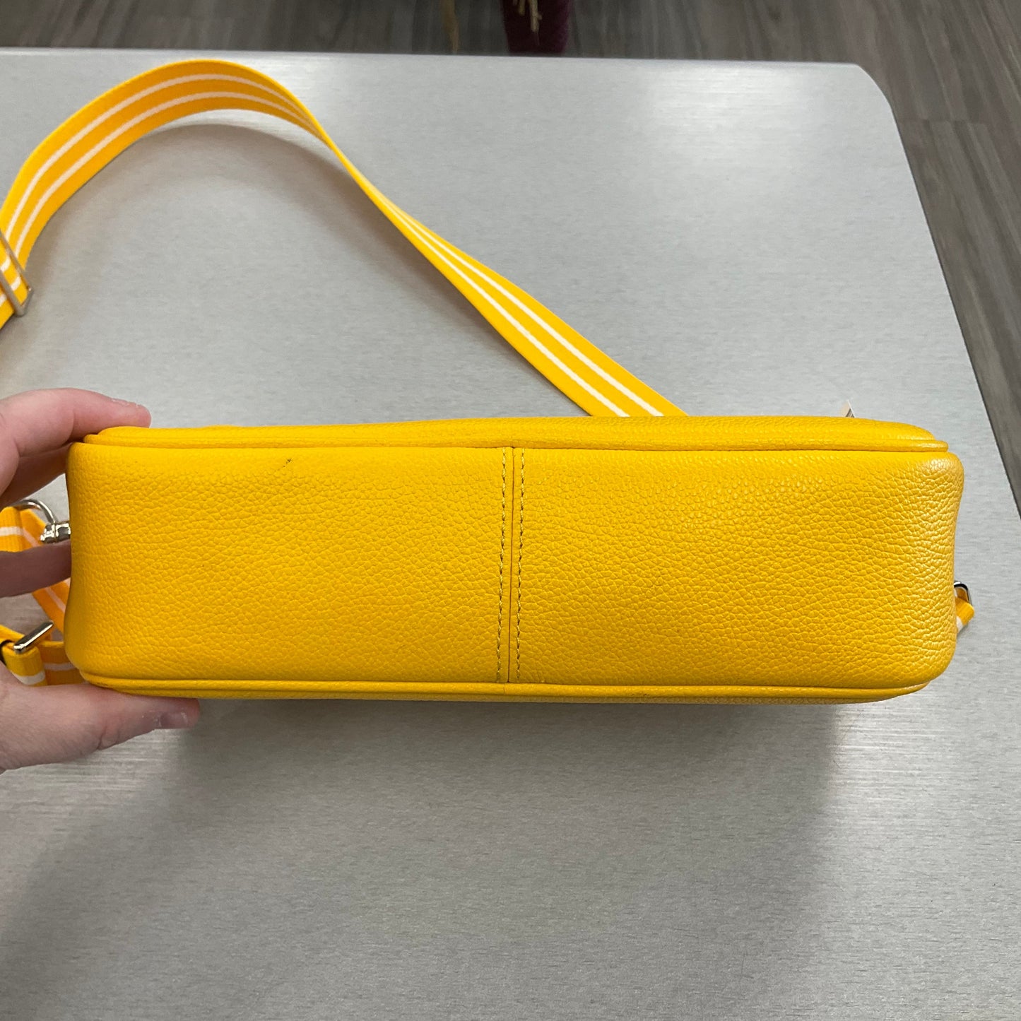 Crossbody Designer By Kate Spade, Size: Medium