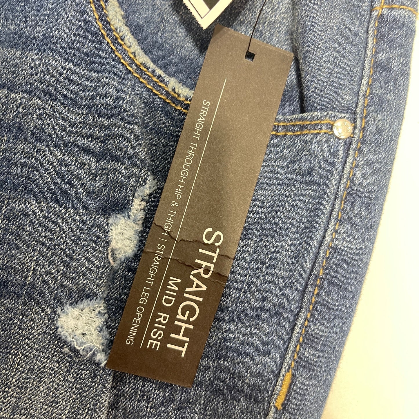 NWT Jeans Relaxed/Boyfriend By Apt 9  Size: 4
