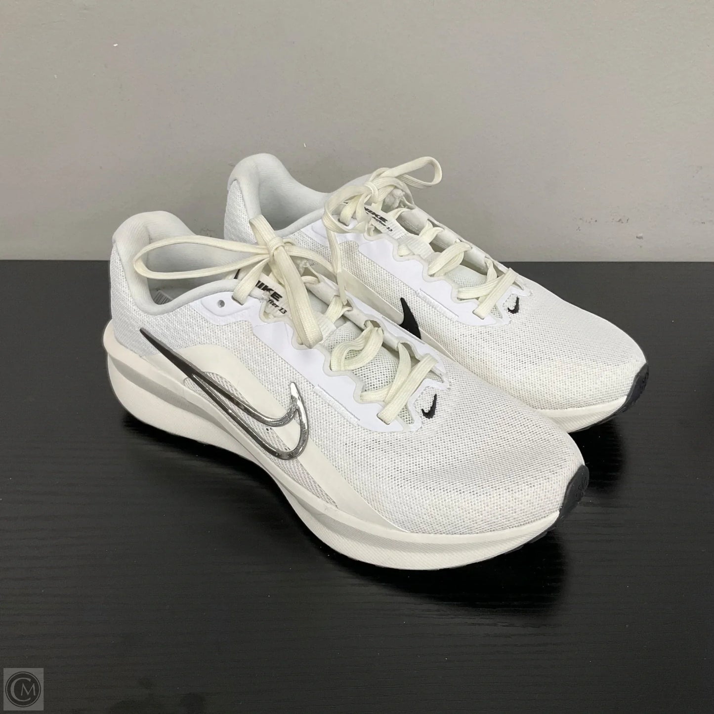 Shoes Athletic By Nike In White, Size: 7