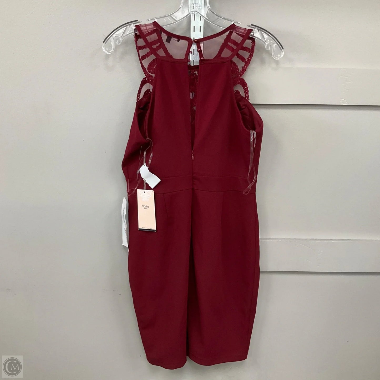 Dress Casual Short By Iris In Maroon, Size: M