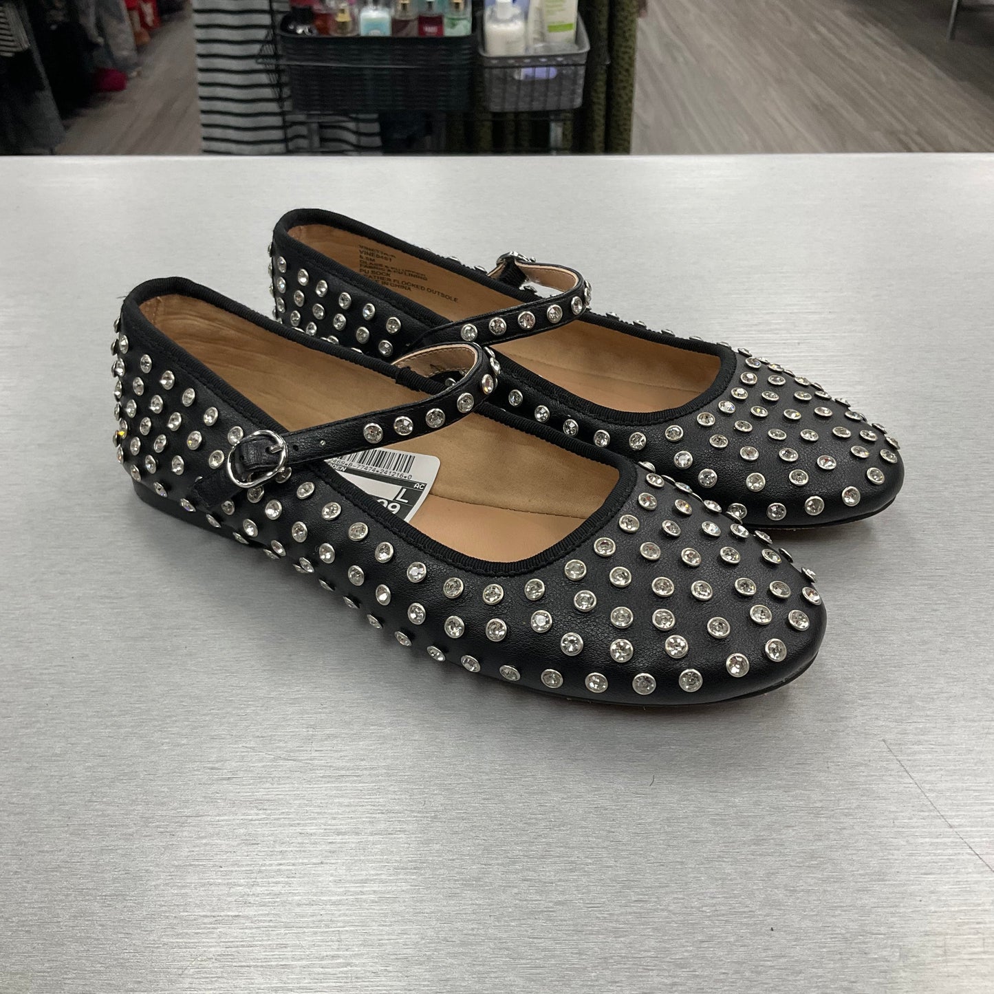 Shoes Flats By Steve Madden In Black & Silver, Size: 6.5