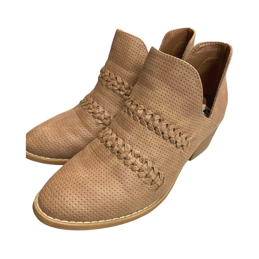 Boots Ankle Heels By Universal Thread In Tan, Size: 6.5