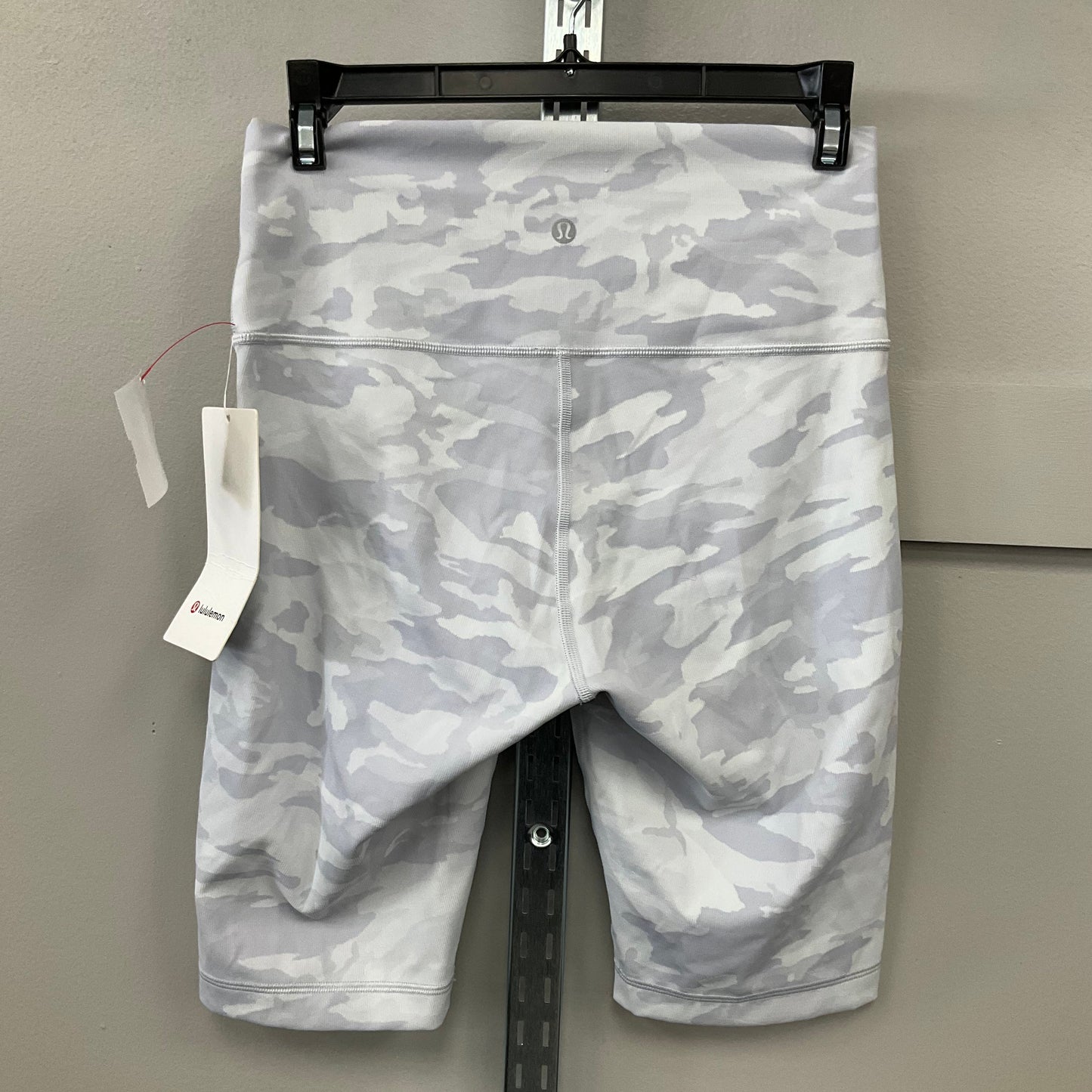 Athletic Shorts By Lululemon In Camouflage Print, Size: 8