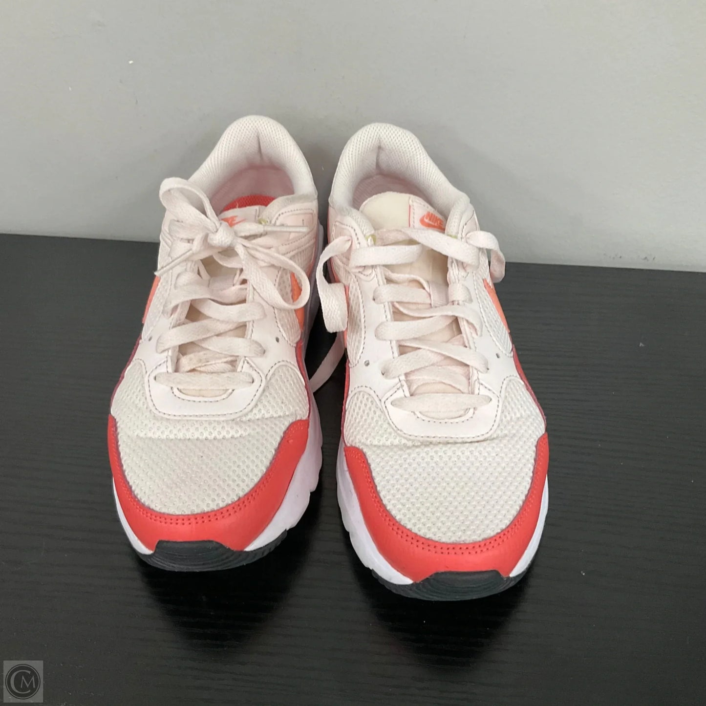 Shoes Athletic By Nike In Coral, Size: 8