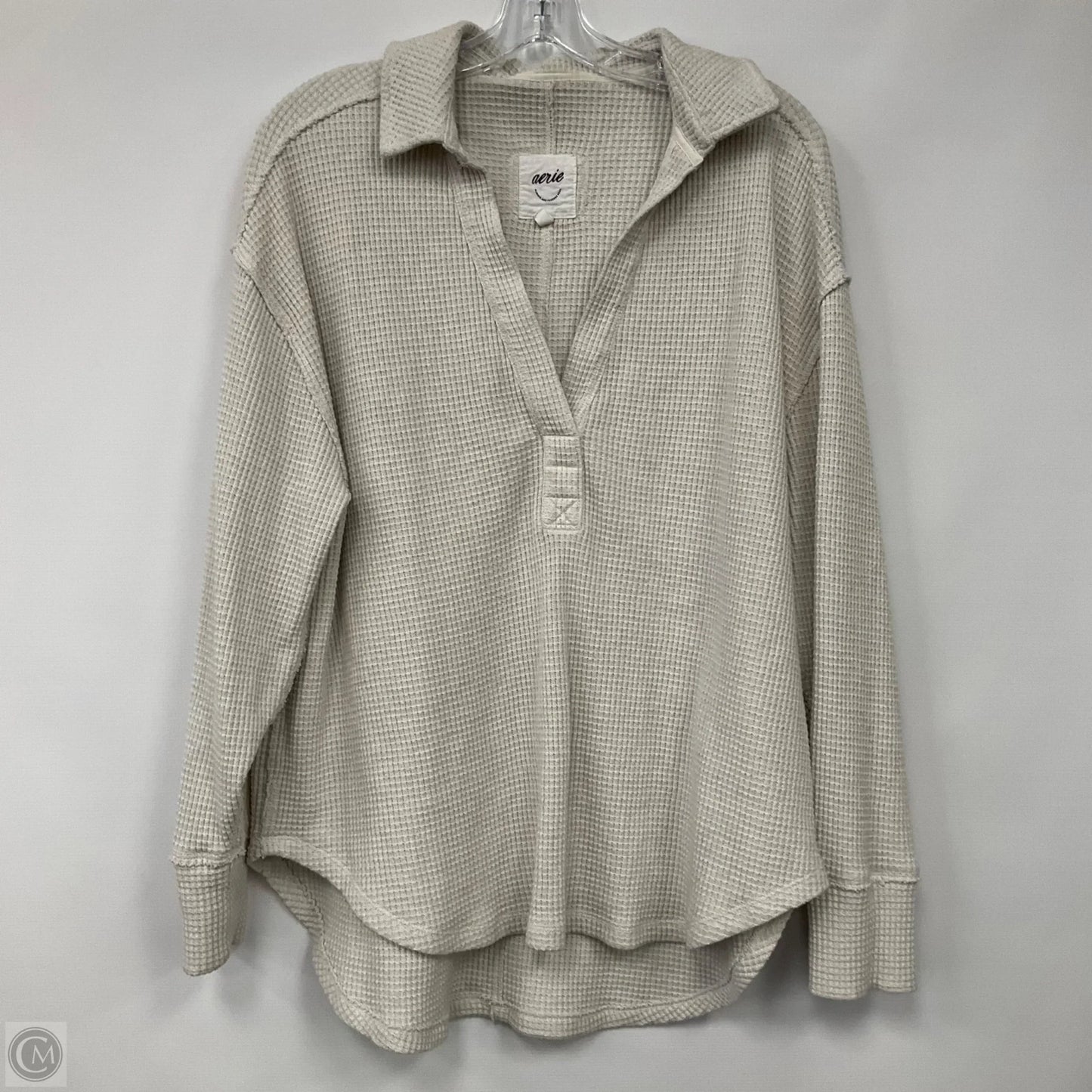 Top Long Sleeve By Aerie In Cream, Size: M