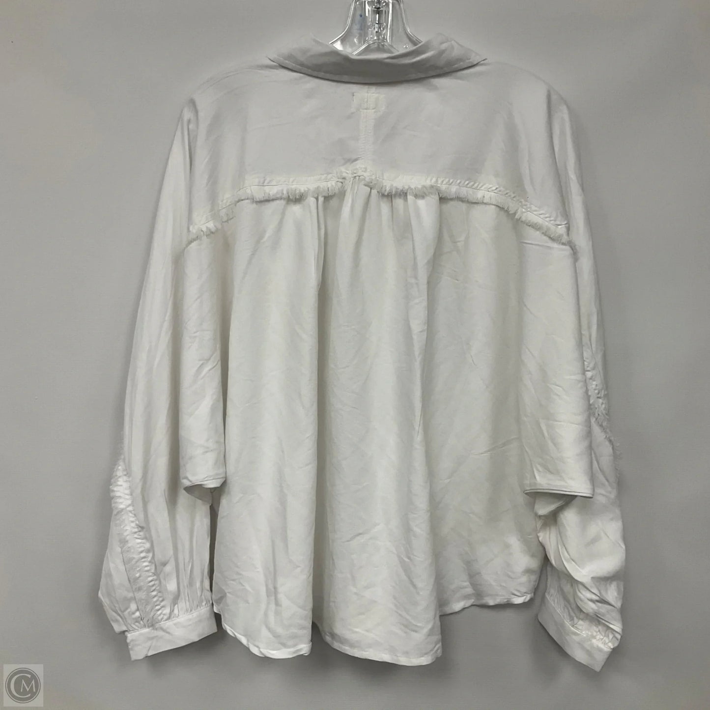 Top Long Sleeve By Bke In White, Size: M