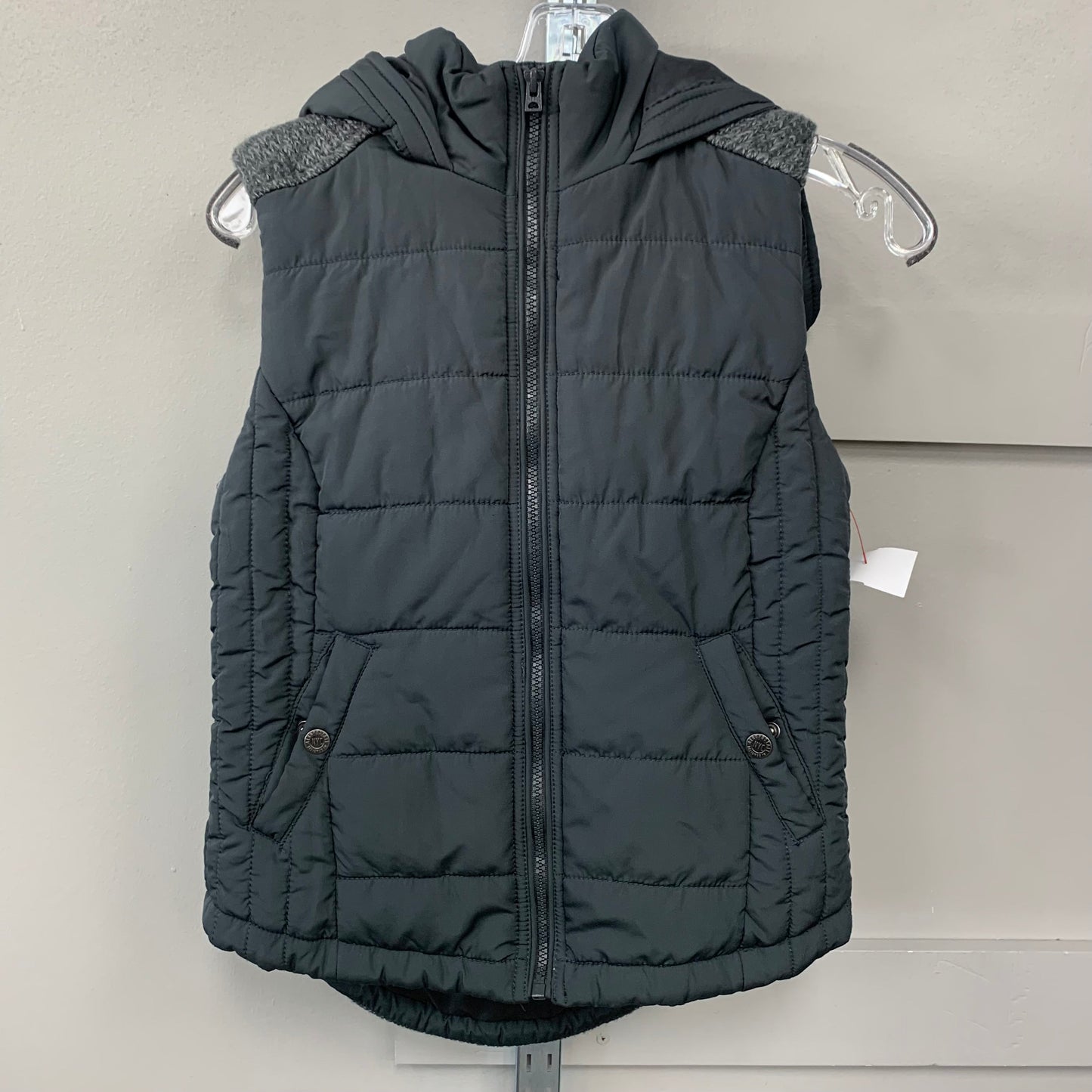 Vest Puffer & Quilted By Aeropostale In Grey, Size: S