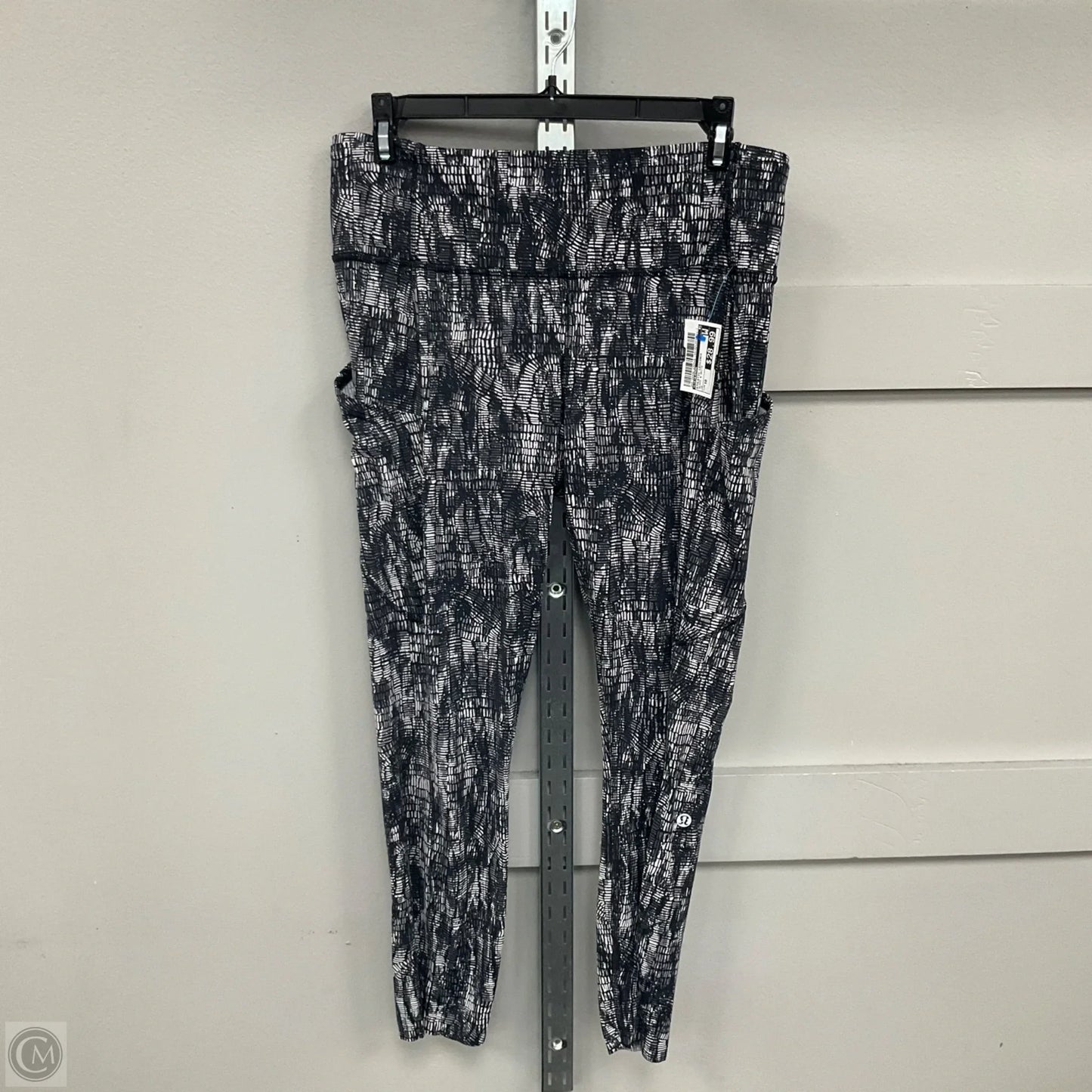 Athletic Leggings By Lululemon In Black & White, Size: 10