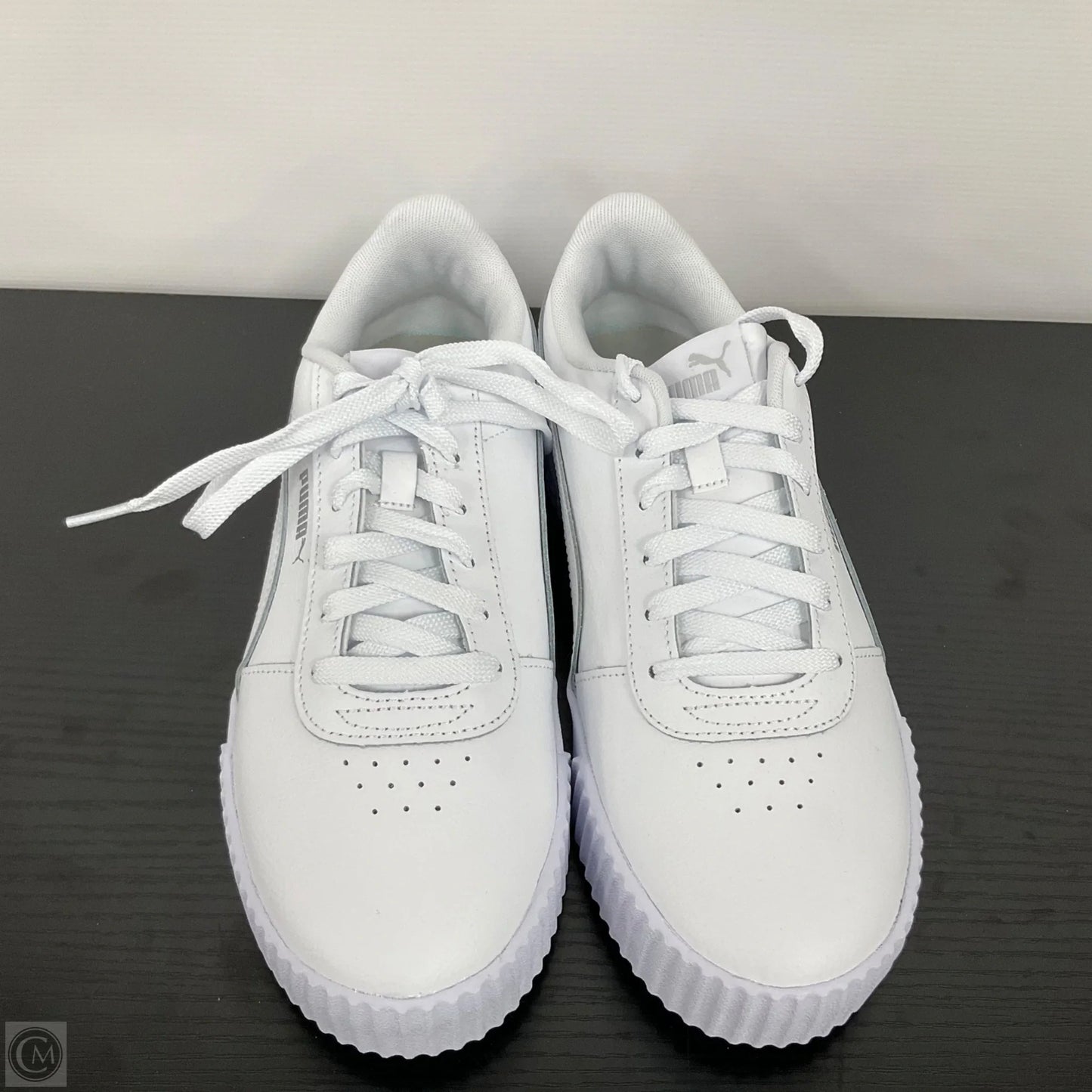 Shoes Sneakers By Puma In White, Size: 9