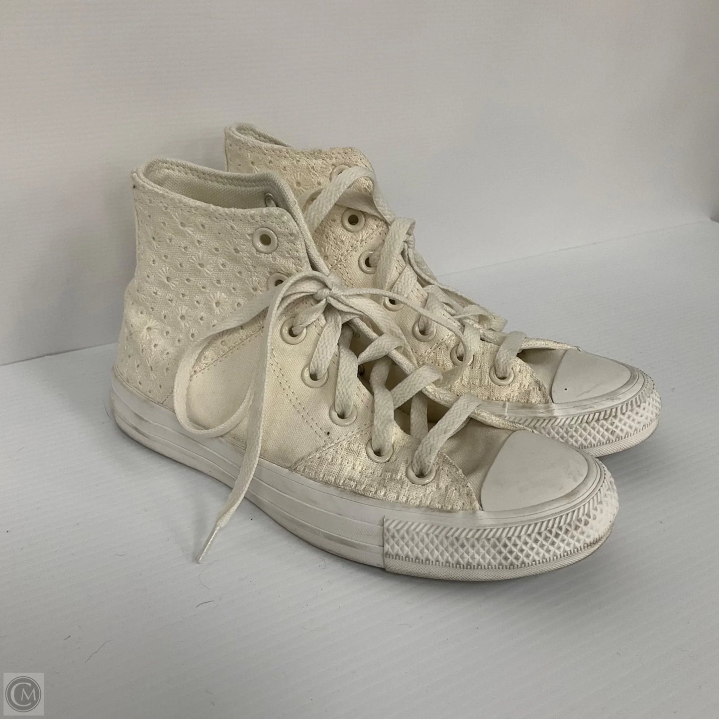 Shoes Flats By Converse In Cream, Size: 6