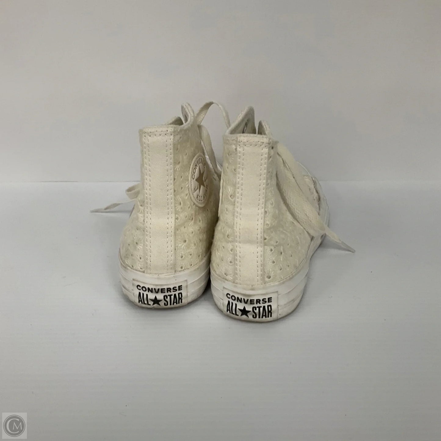 Shoes Flats By Converse In Cream, Size: 6