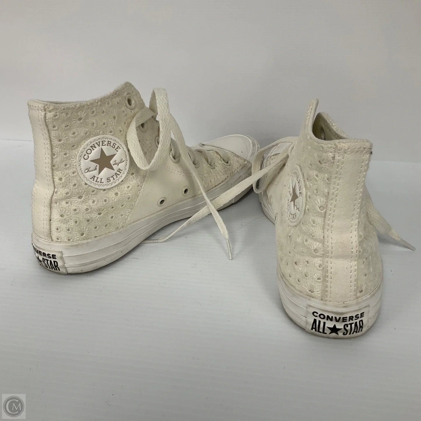 Shoes Flats By Converse In Cream, Size: 6