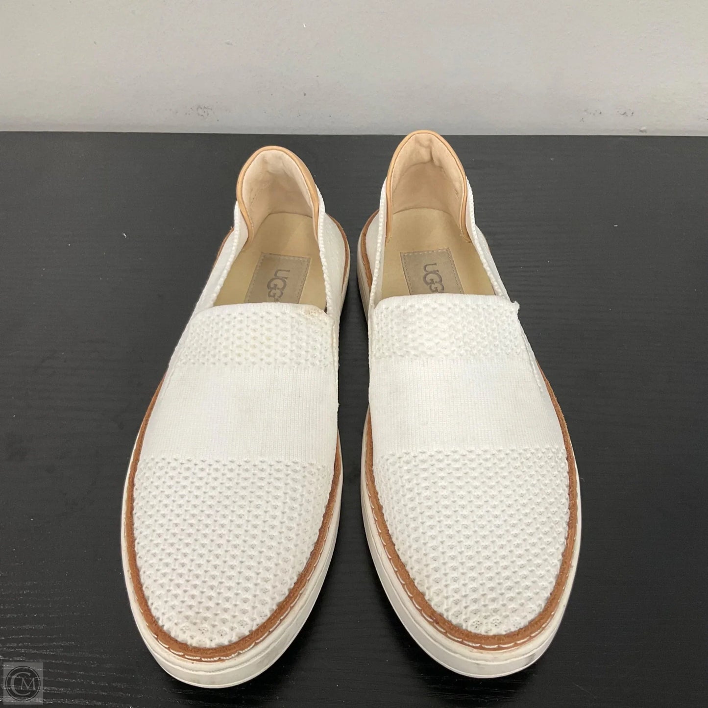 Shoes Designer By Ugg In White, Size: 7.5