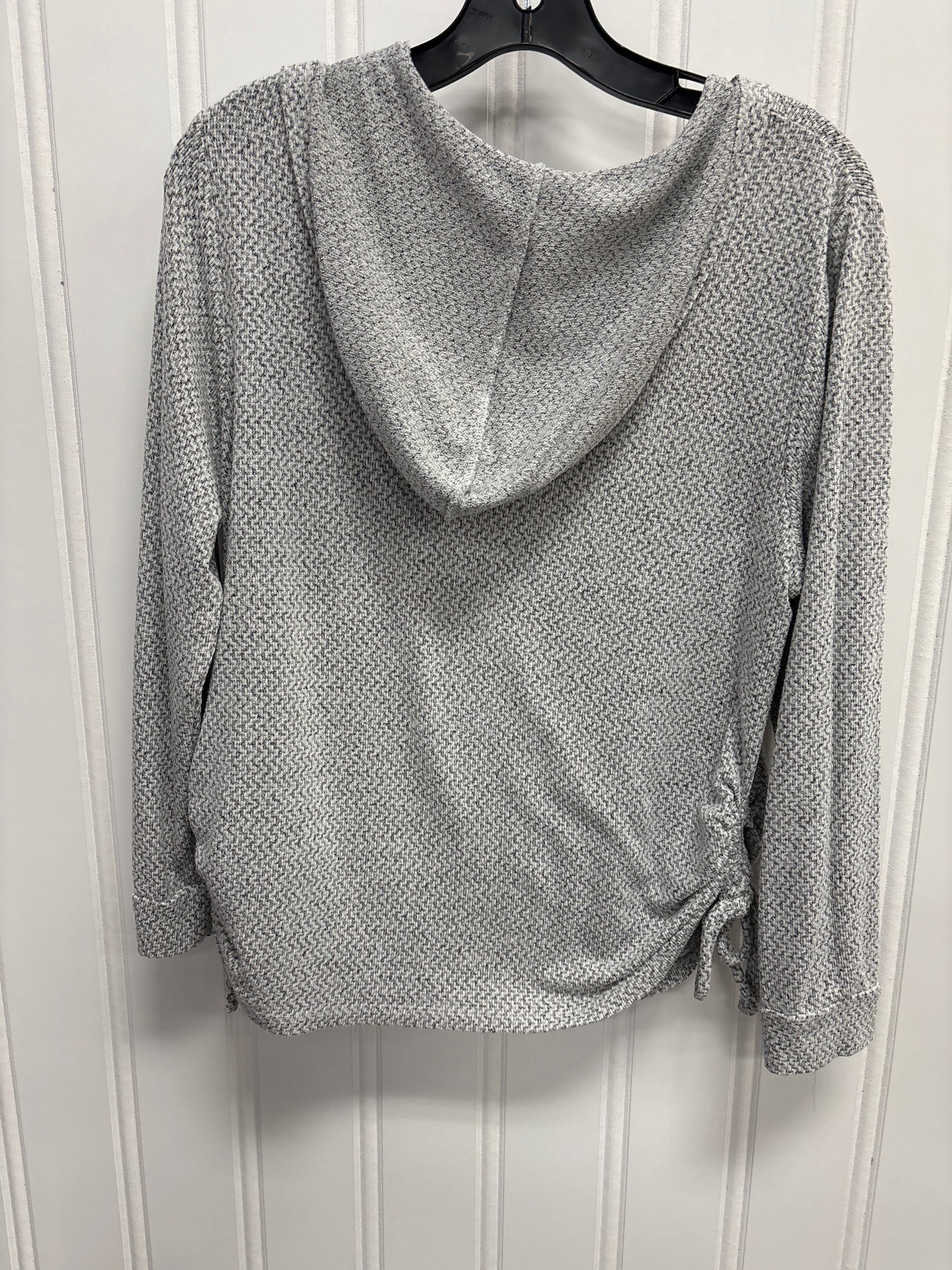 Top Ls By Christopher And Banks In Grey, Size:Mp