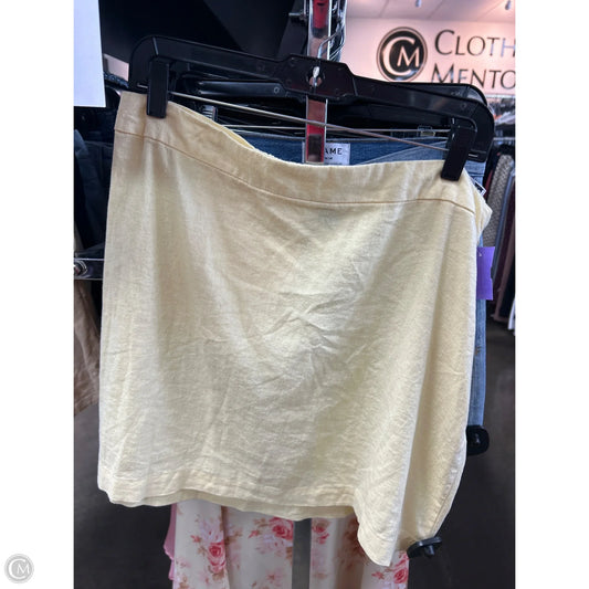 Skirt Mini & Short By Old Navy In Yellow, Size: L