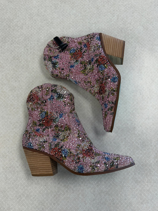 Boots Ankle Heels By Betsey Johnson In Floral Print, Size: 8