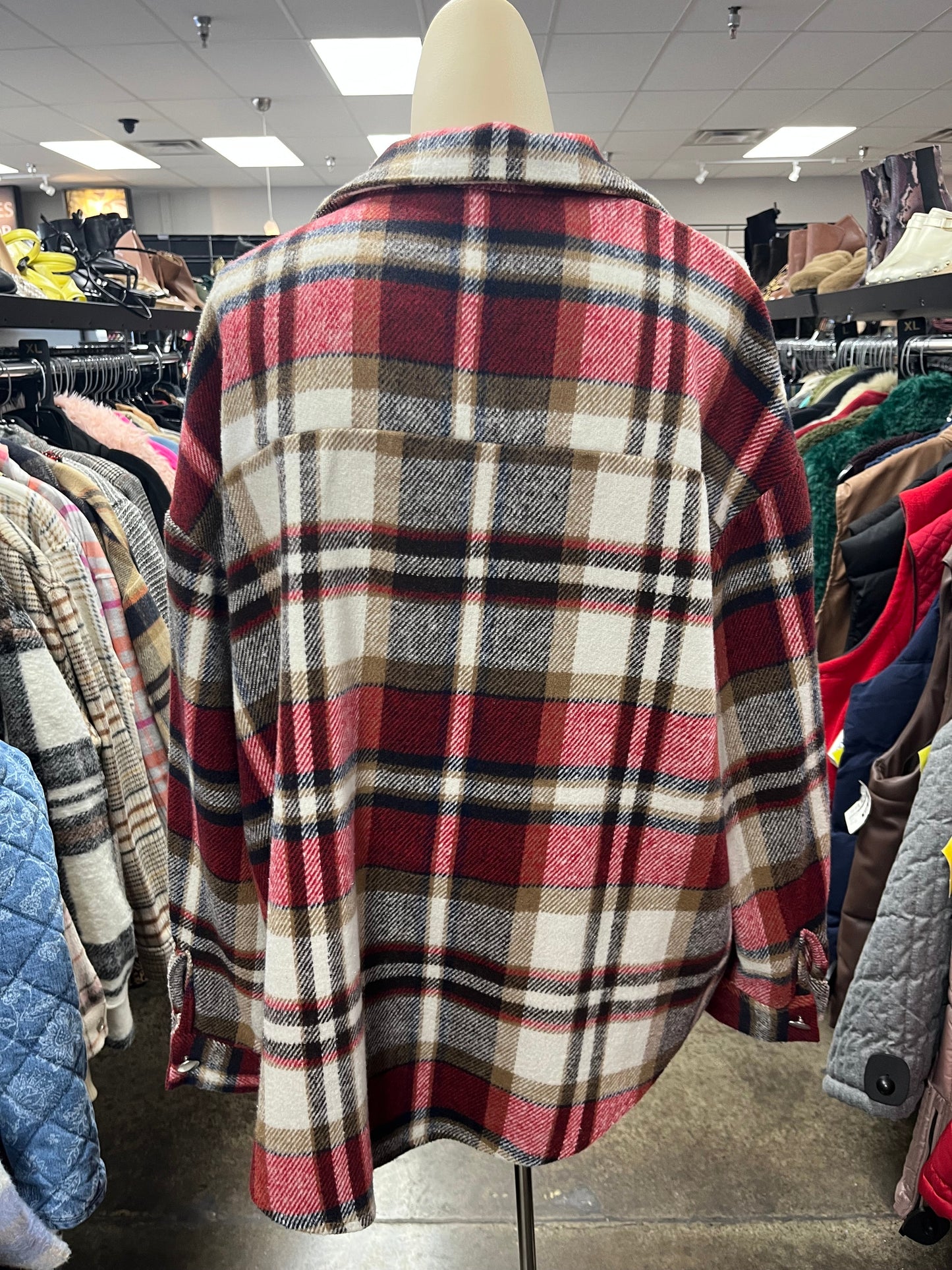 Jacket Shirt By Clothes Mentor In Plaid Pattern, Size: L