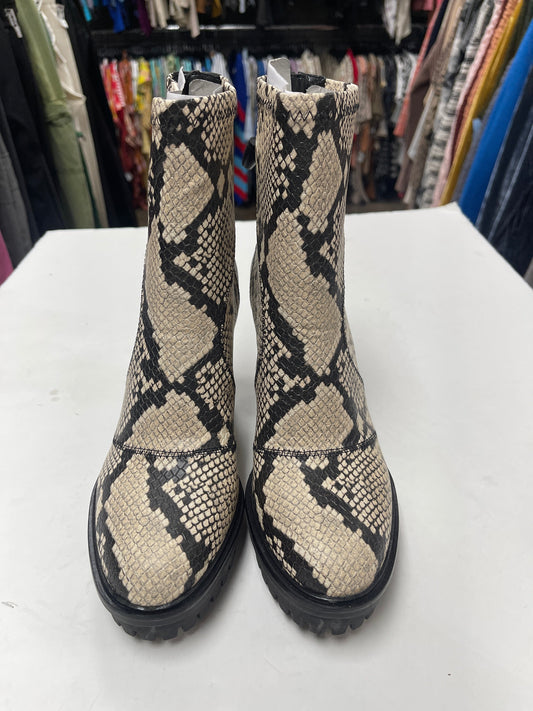 Snakeskin Print Boots Ankle Heels Vince Camuto, Size 9