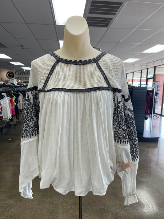 Top Long Sleeve By Free People  Size: Xs