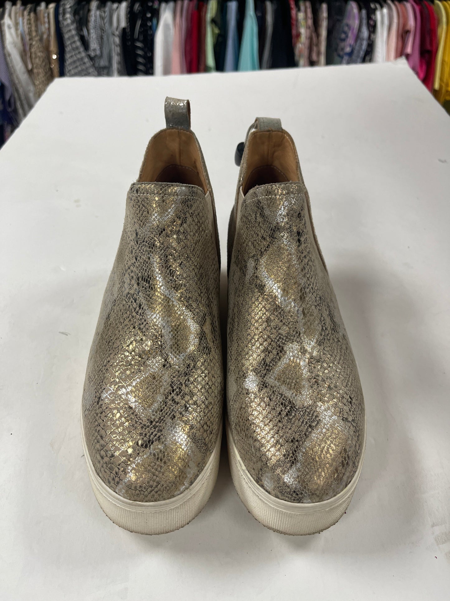 Snakeskin Print Shoes Sneakers J Slides, Size 8
